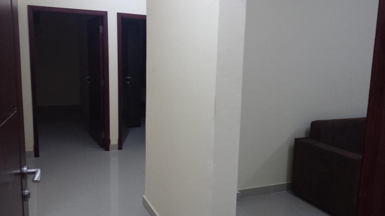 Golden Seasons Furnished Apartment Salalah Room photo